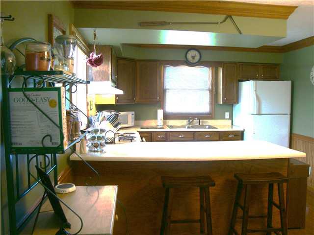 3028 Moore Road Anderson, IN 46011 - Photo 5 of 21 Gallery Image 5