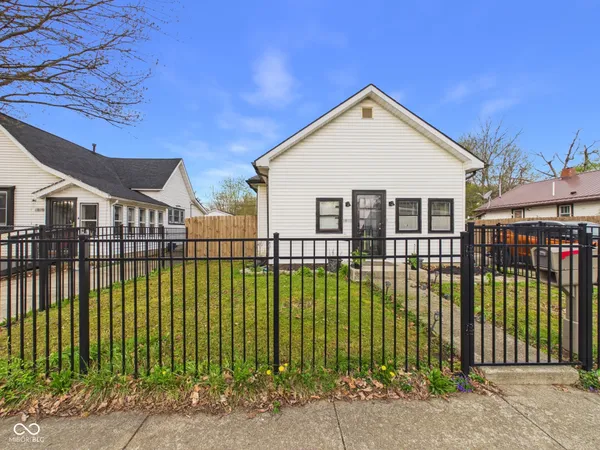 $120,000 | 1817 Jefferson Street, Anderson, IN 46016