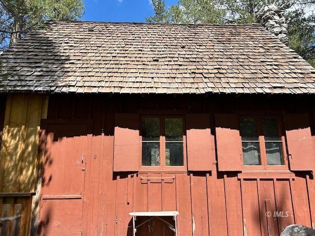 2 South Lake Road Bishop, CA 93514 - Photo 1 of 18 a view of a large building