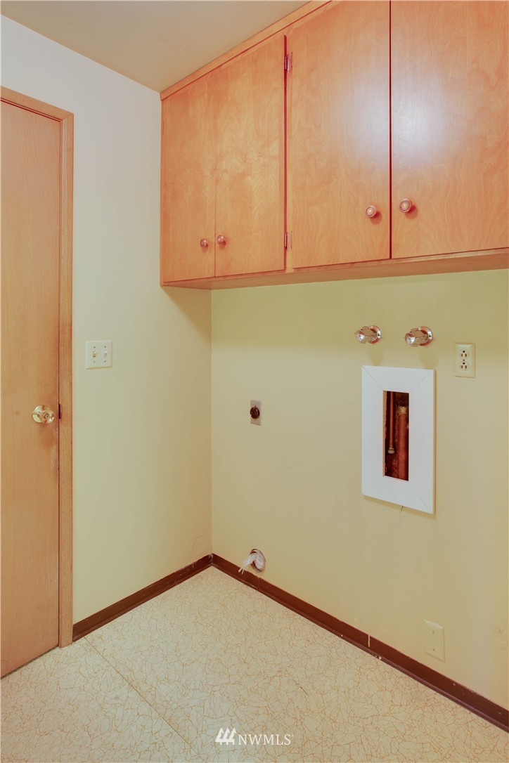 506 South 19th Street Renton, WA 98055 - Photo 12 of 25