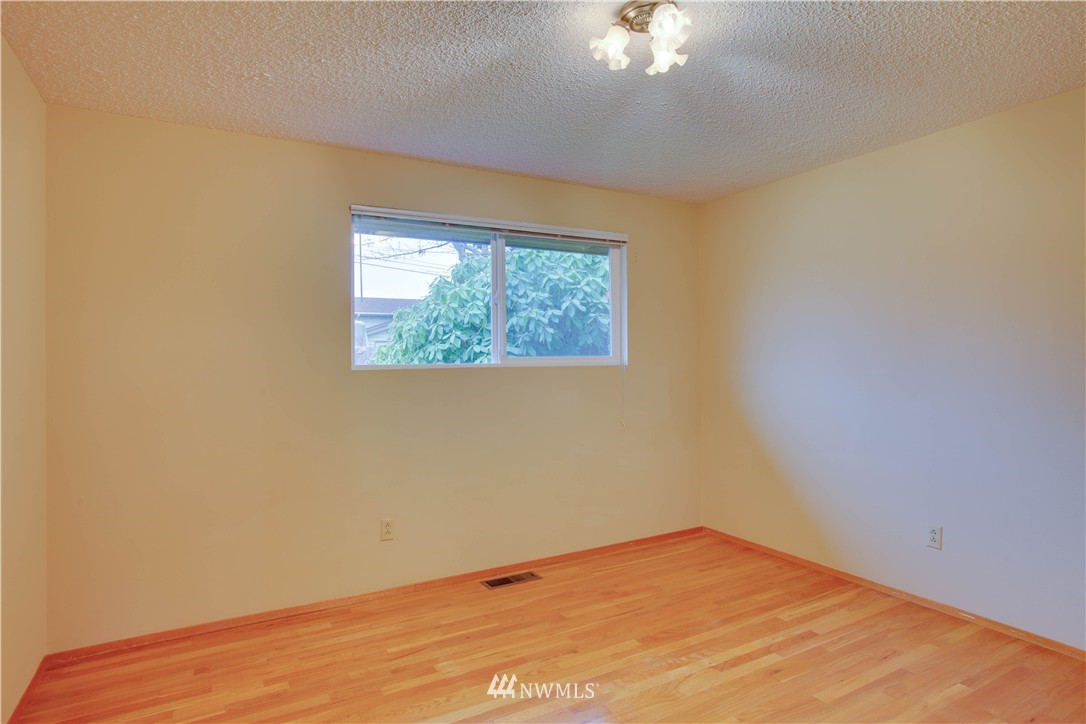 506 South 19th Street Renton, WA 98055 - Photo 16 of 25