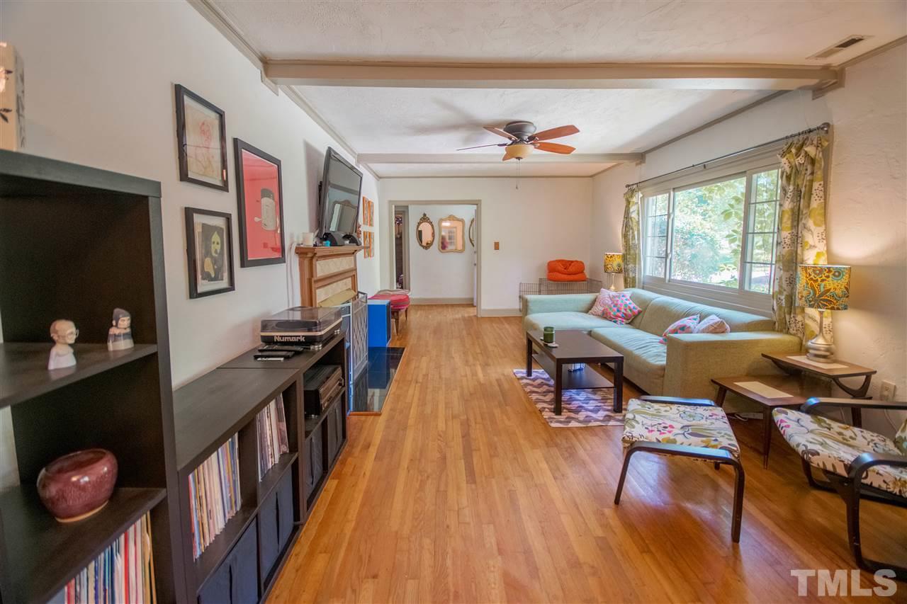 3017 Hope Valley Road Durham, NC 27707 - Photo 4 of 16 Large Living room