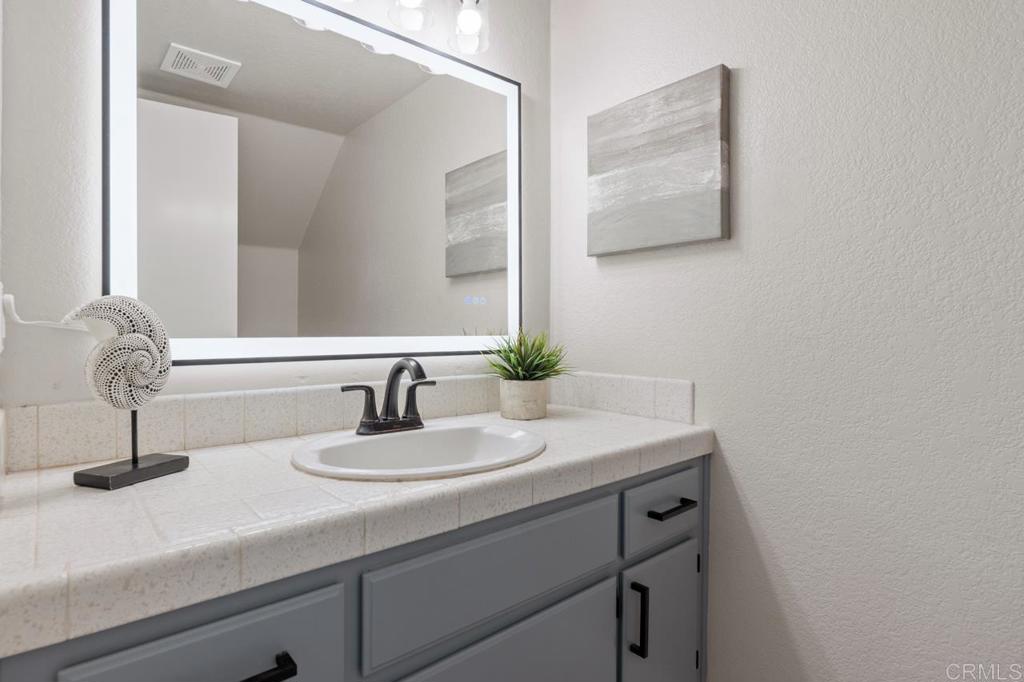 2705 Via Cardel Carlsbad, CA 92010 - Photo 44 of 57