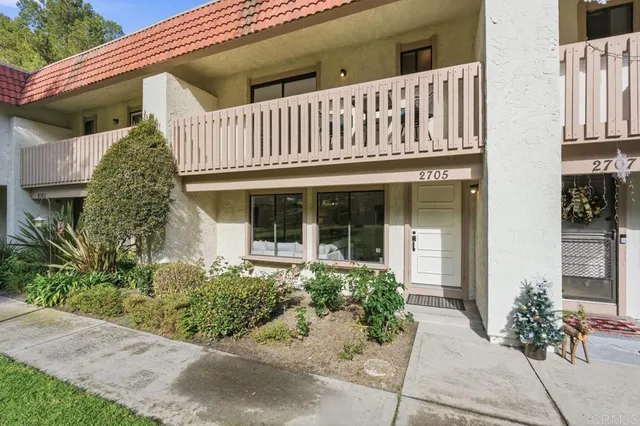 $774,900 | 2705 Via Cardel, Carlsbad, CA 92010