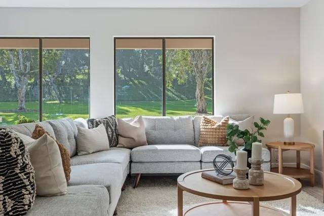 $774,900 | 2705 Via Cardel, Carlsbad, CA 92010