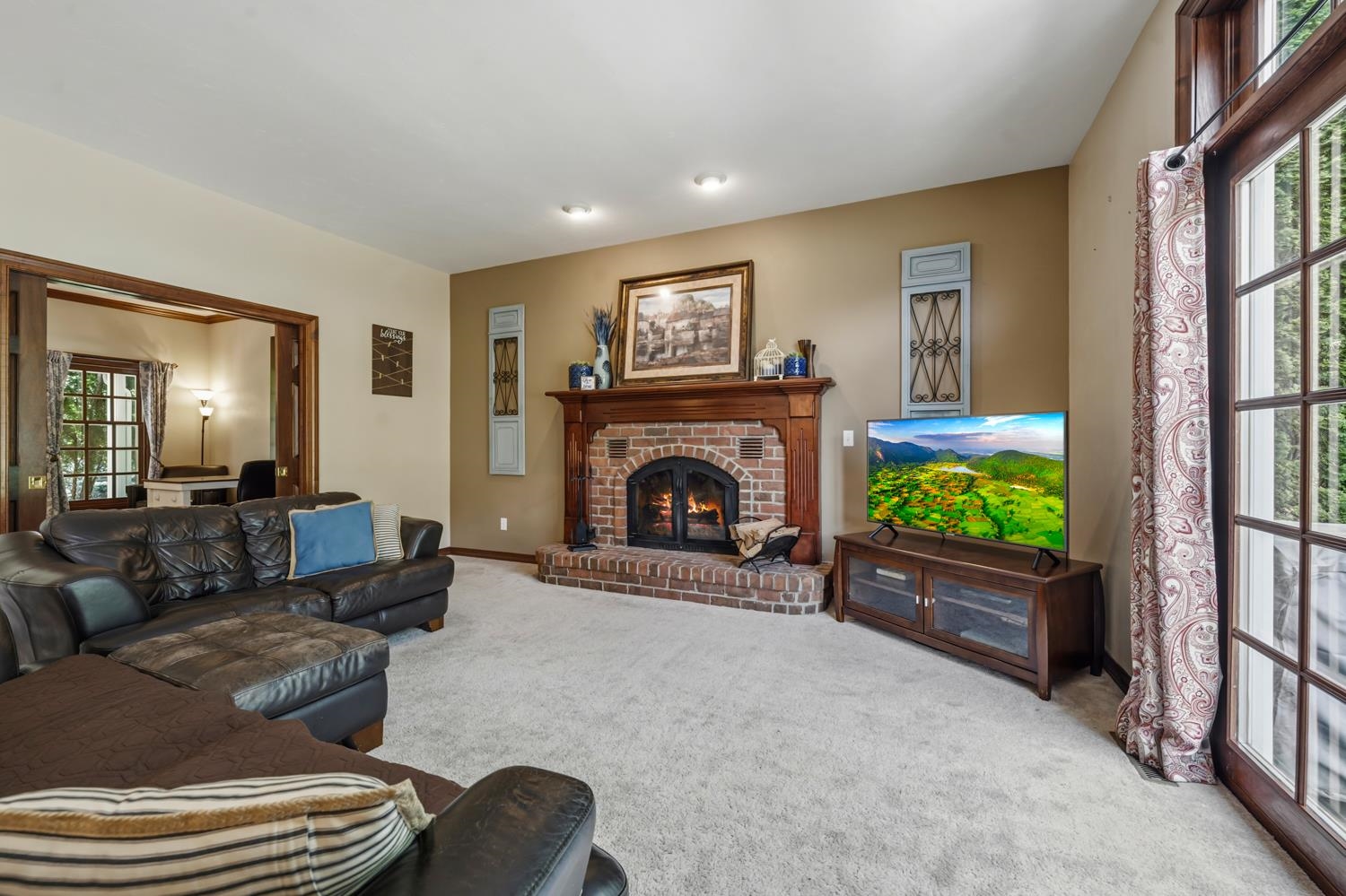 4720 Wedgestone Court Oneida, WI 54155 - Photo 9 of 70