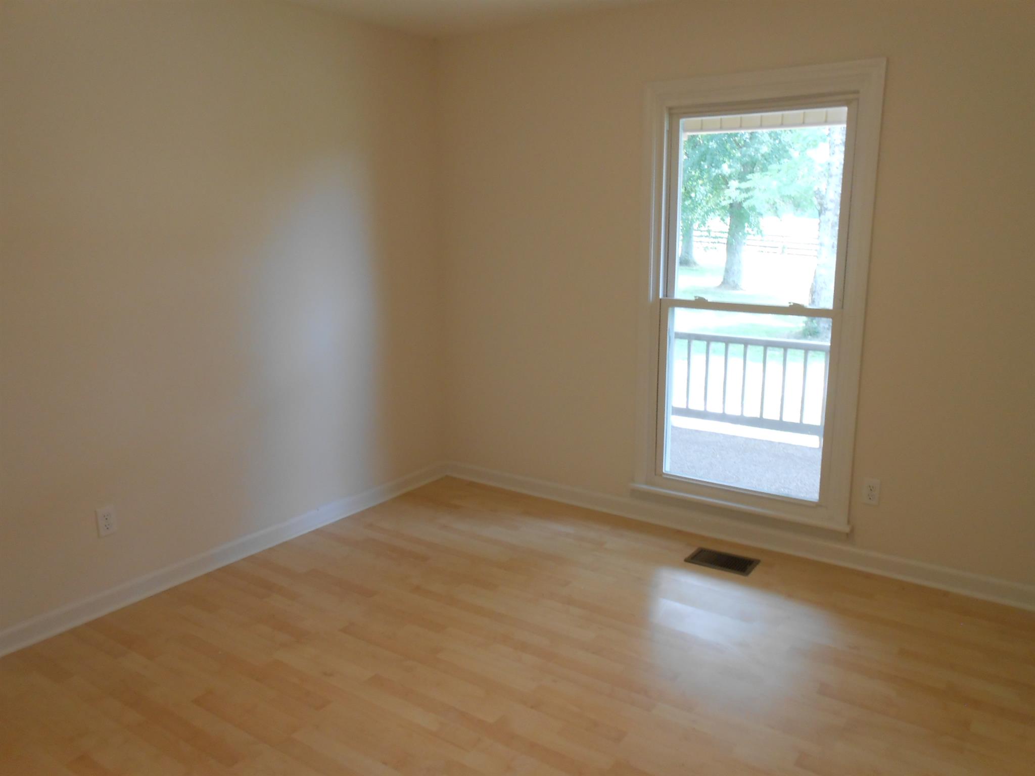 1619 Cairo Road Gallatin, TN 37066 - Photo 8 of 18 Gallery Image 8