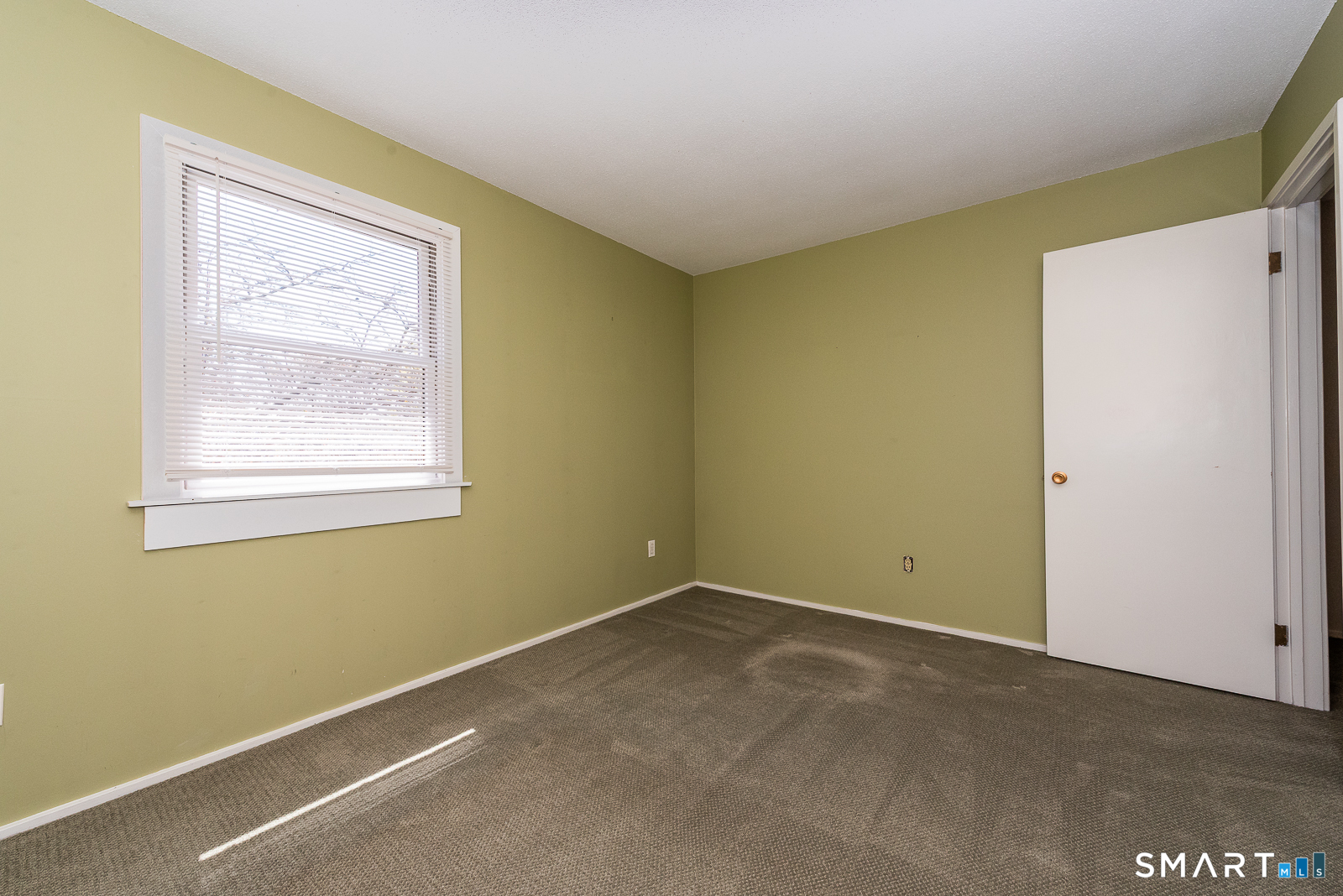85 River Road, Unit G2 Essex, CT 06426 - Photo 18 of 31