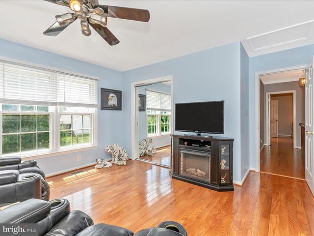 $710,000 | 20514 Beaver Ridge Road, Montgomery Village, MD 20886