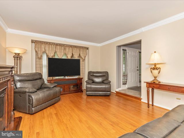 $710,000 | 20514 Beaver Ridge Road, Montgomery Village, MD 20886