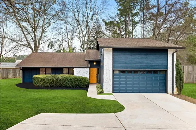 $775,000 | 1217 Fairfield Drive, Marietta, GA 30068