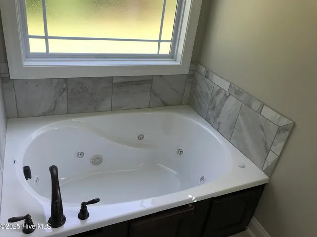 $1,625 | 2304 Sweet Bay Drive., Unit B, Greenville, NC 27834