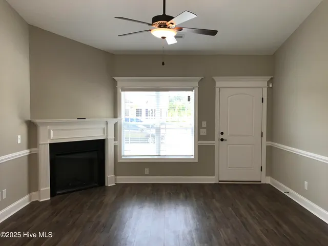 $1,625 | 2304 Sweet Bay Drive., Unit B, Greenville, NC 27834