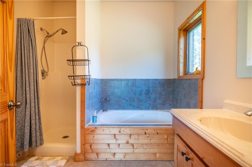 931 Maple Shade Road Laurel Fork, VA 24352 - Photo 24 of 50 Gallery Image 24