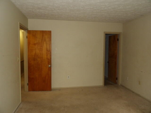 243 Devon Road Battle Creek, MI 49015 - Photo 8 of 31
