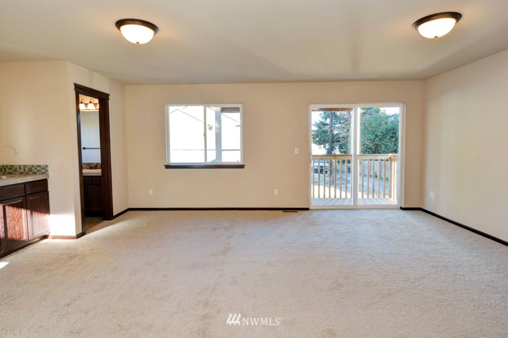 1023 Kentish Road Lynnwood, WA 98036 - Photo 21 of 25