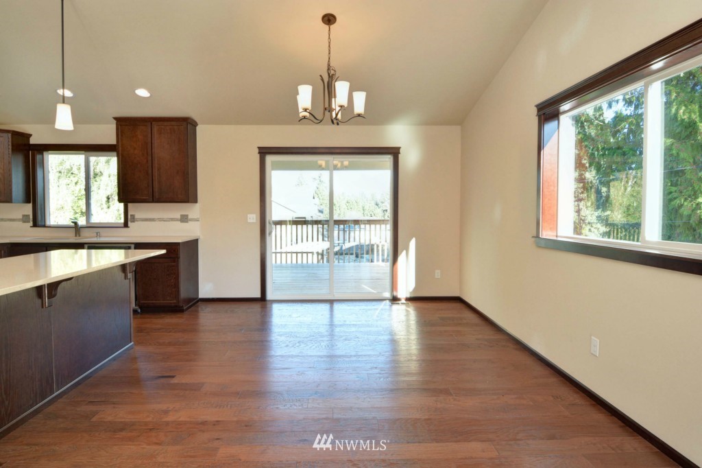 1023 Kentish Road Lynnwood, WA 98036 - Photo 6 of 25