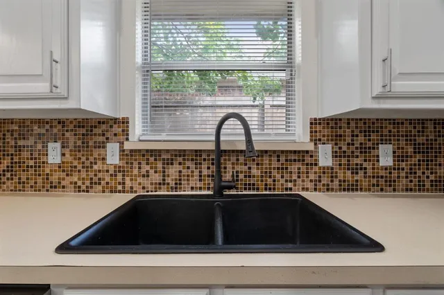 $425,000 | 2145 Chapman Drive, Carrollton, TX 75010