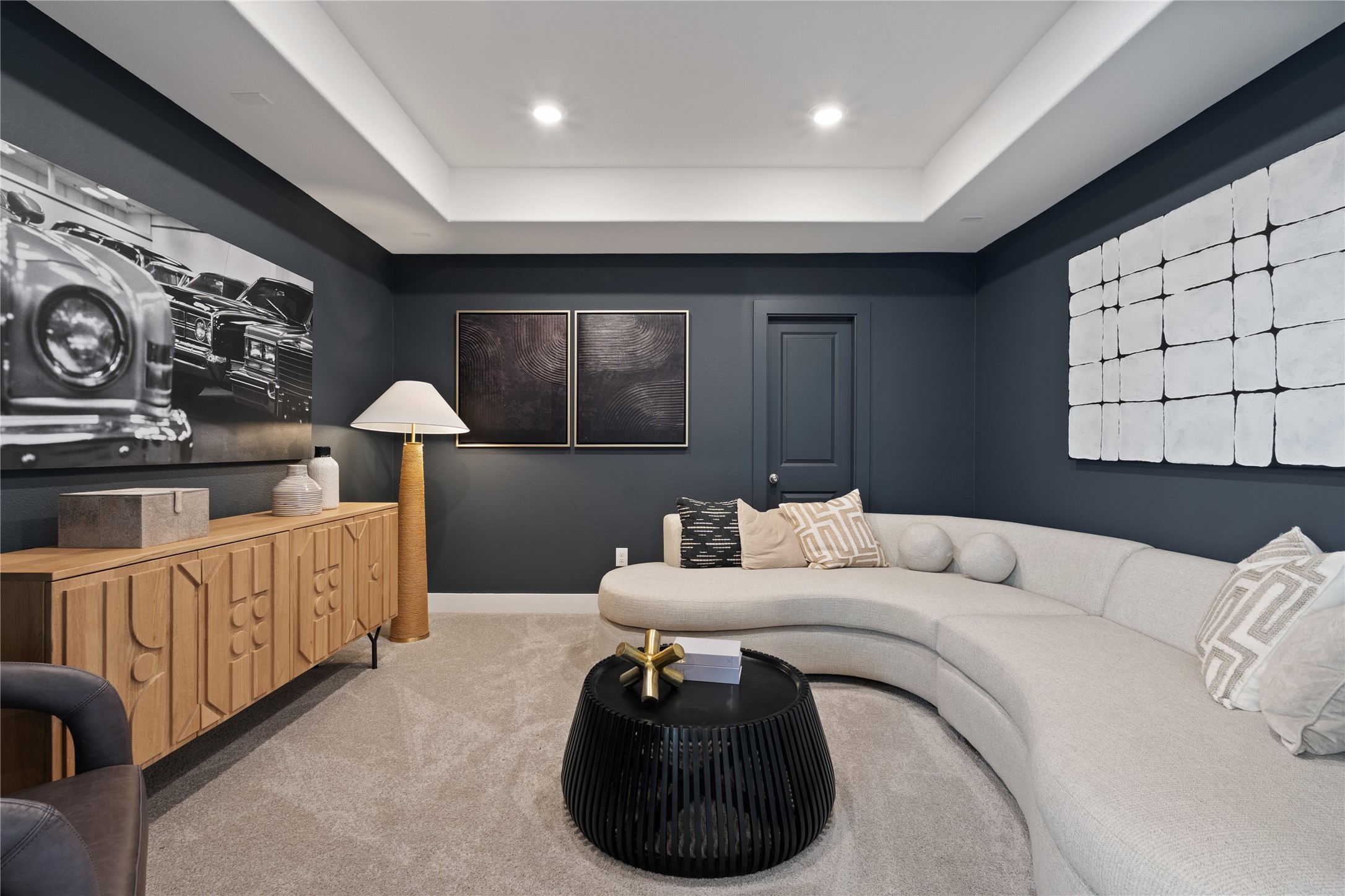 813 Green Ash Way Hempstead, TX 77445 - Photo 31 of 41 a bedroom with furniture and window