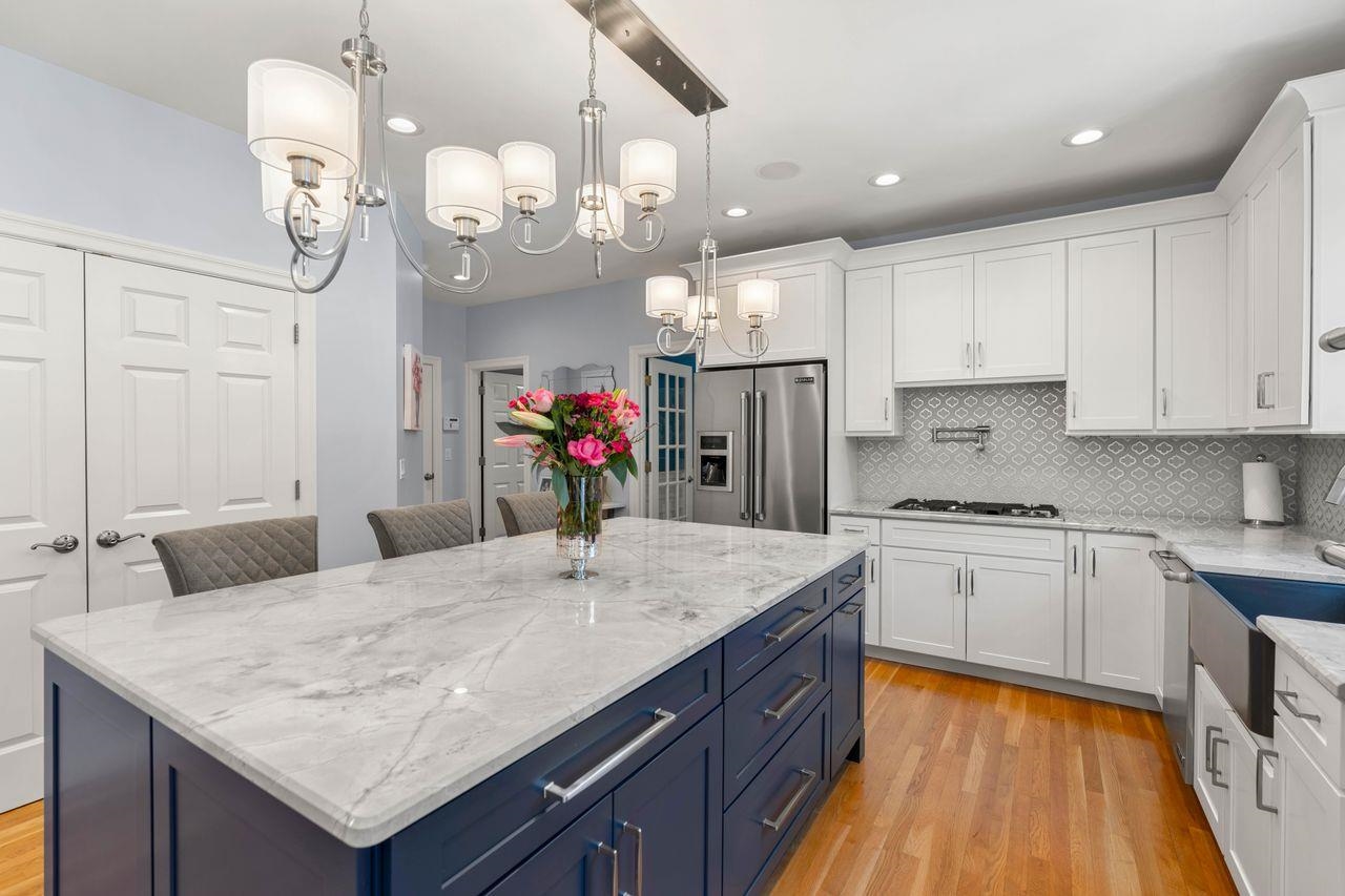 27 McAfee Farm Road Bedford, NH 03110 - Photo 13 of 53