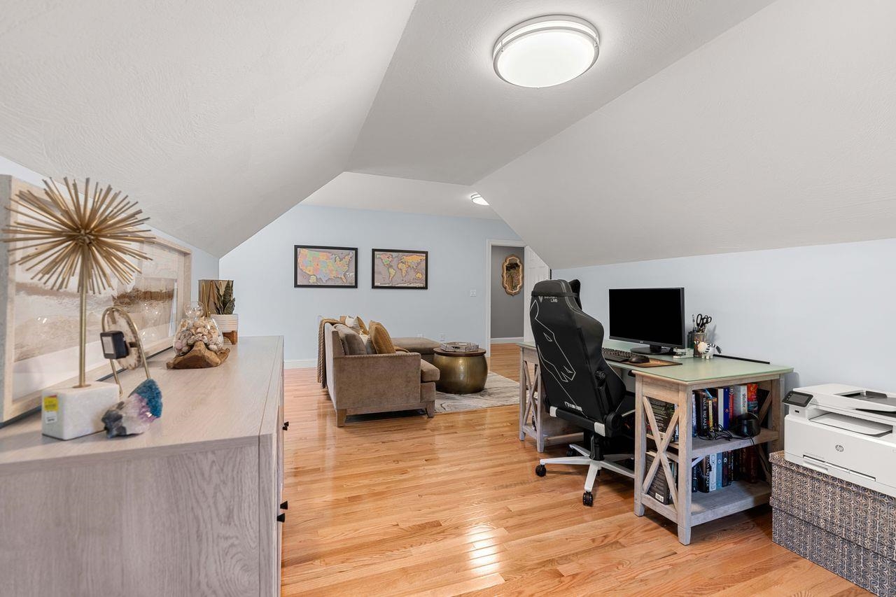 27 McAfee Farm Road Bedford, NH 03110 - Photo 26 of 53