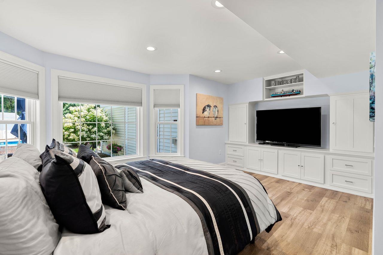 27 McAfee Farm Road Bedford, NH 03110 - Photo 35 of 53