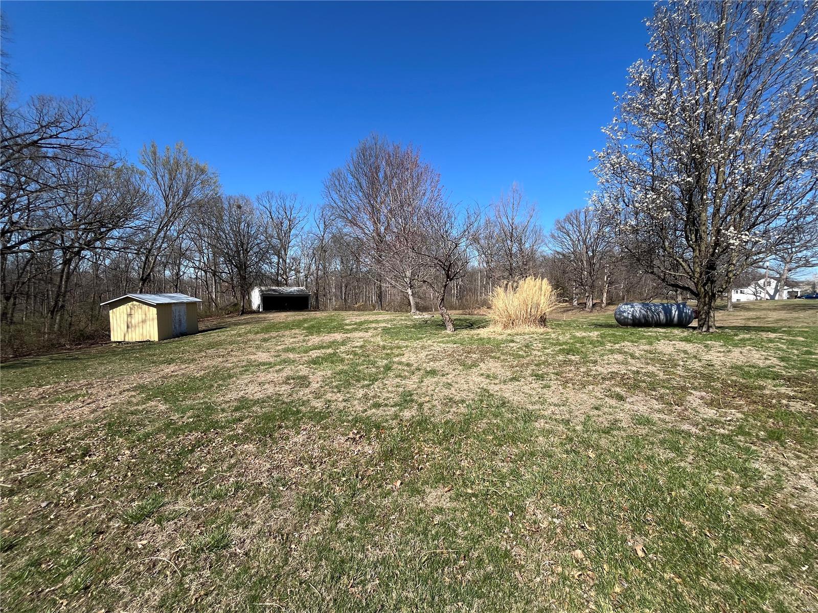 7 West Loop Road Winfield, MO 63389 - Photo 18 of 26