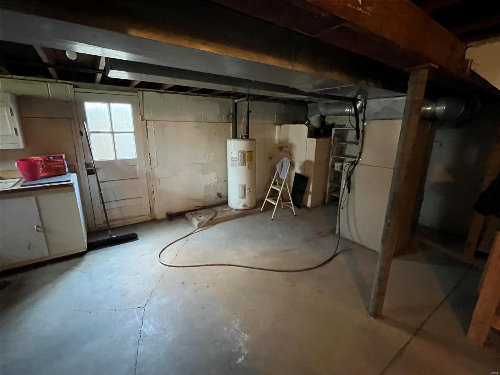 7 West Loop Road Winfield, MO 63389 - Photo 10 of 26