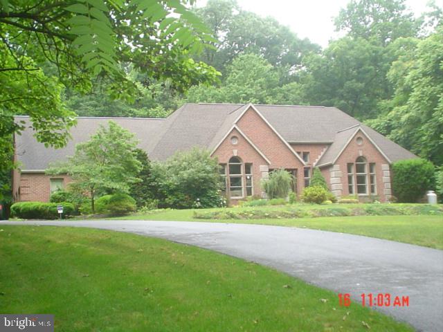 316 Ridge Avenue Ephrata, PA 17522 - Photo 1 of 16 Gallery Image 1