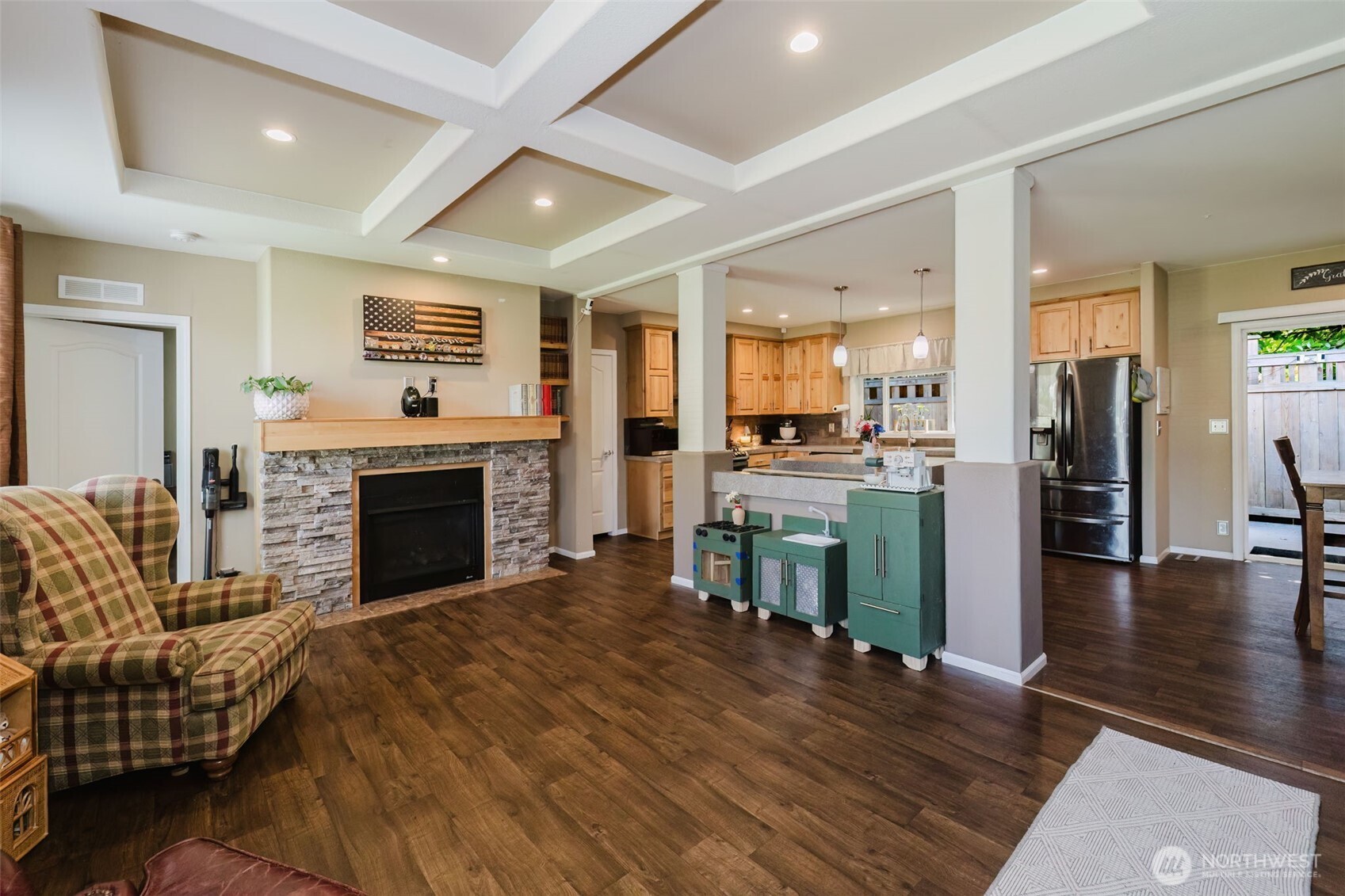 5709 Northeast Woodburn Road Kingston, WA 98346 - Photo 5 of 40