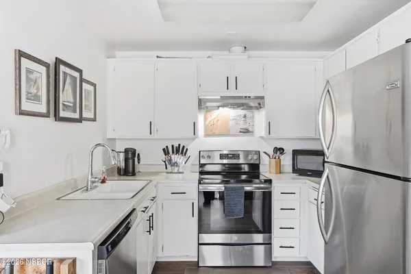 $425,000 | 259 Burton Mesa Boulevard, Unit A, Lompoc, CA 93436