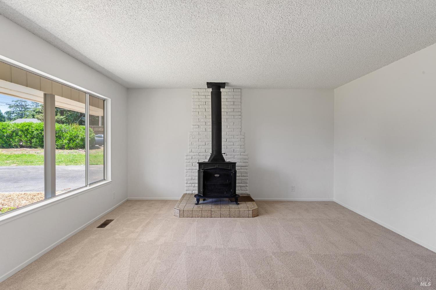 6830 Giusti Road Forestville, CA 95436 - Photo 14 of 56