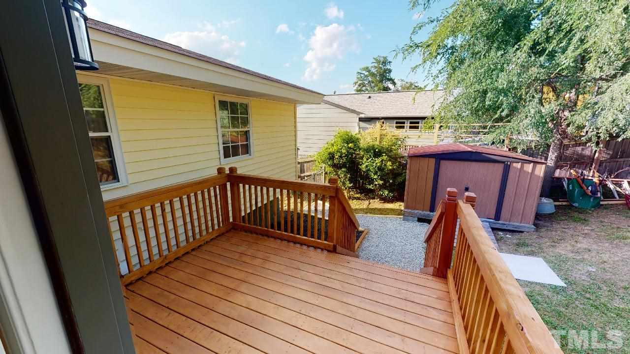 1504 North King Charles Road Raleigh, NC 27610 - Photo 7 of 28