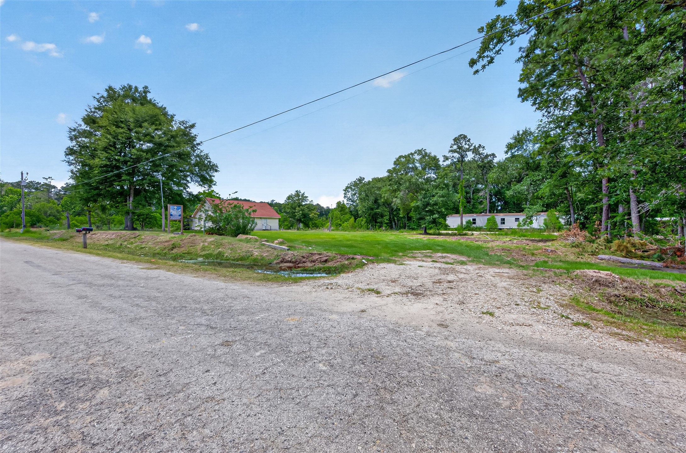 16497 Highline Boulevard Conroe, TX 77306 - Photo 6 of 46