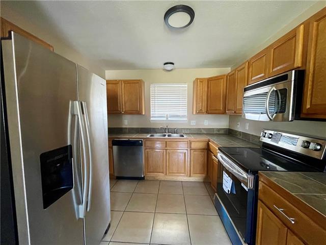 114 8th Street Chalmette, LA 70043 - Photo 4 of 9