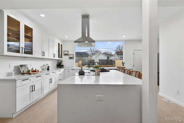 $489,000 | 4140 Burgen Avenue, St. Louis, MO 63116