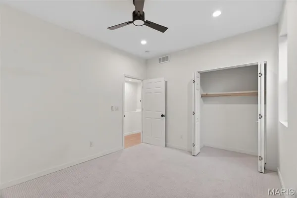 $489,000 | 4140 Burgen Avenue, St. Louis, MO 63116