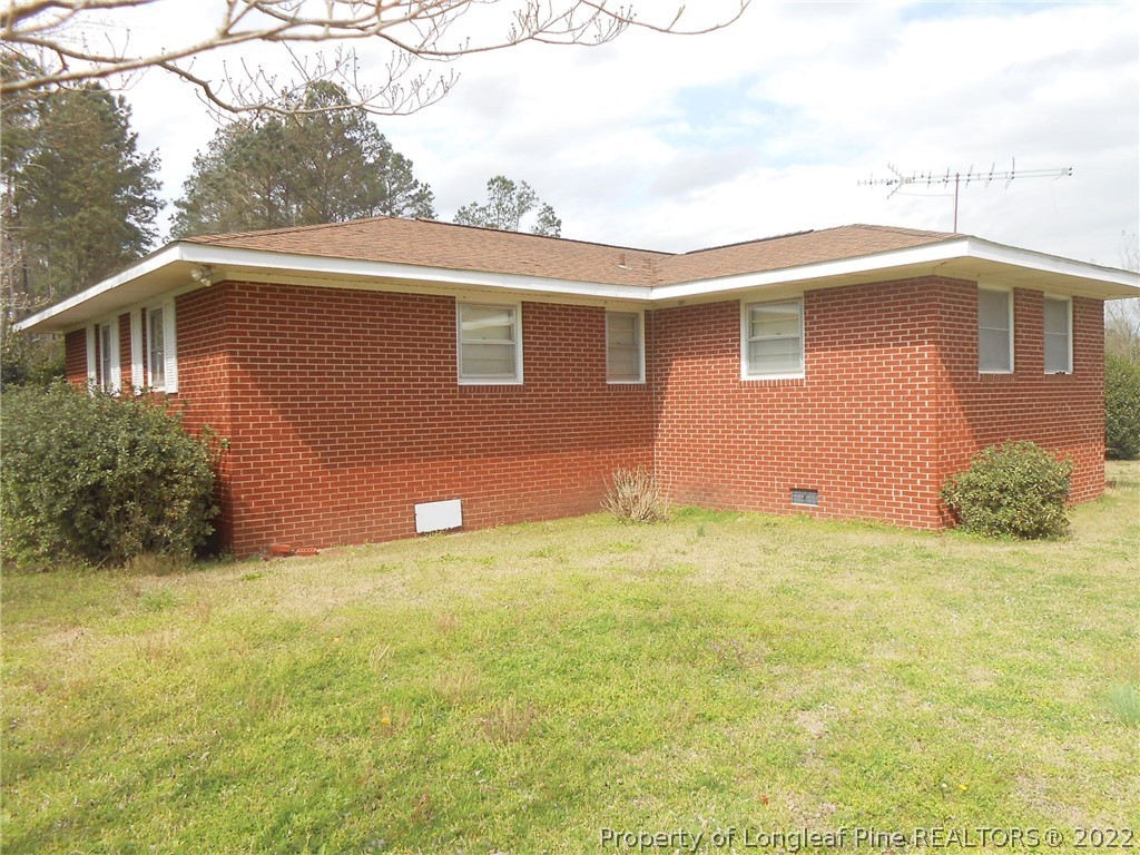 1958 Lamb Road Lumberton, NC 28358 - Photo 8 of 25 Gallery Image 8