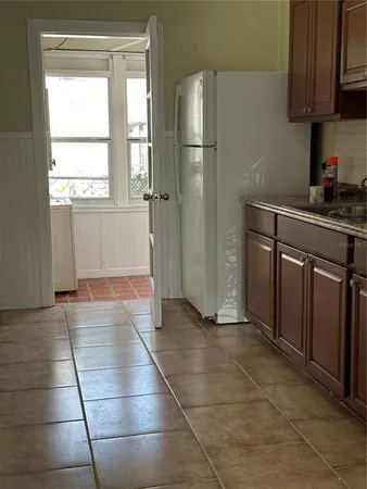 $1,750 | 109 Hibiscus Street, Unit 1, Tarpon Springs, FL 34689