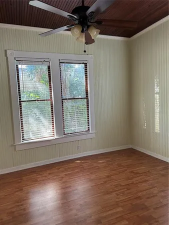 $1,750 | 109 Hibiscus Street, Unit 1, Tarpon Springs, FL 34689