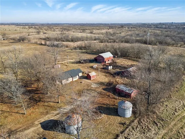 $550,000 | 4033 West 367th Street, Louisburg, KS 66053