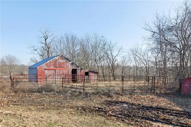 $550,000 | 4033 West 367th Street, Louisburg, KS 66053