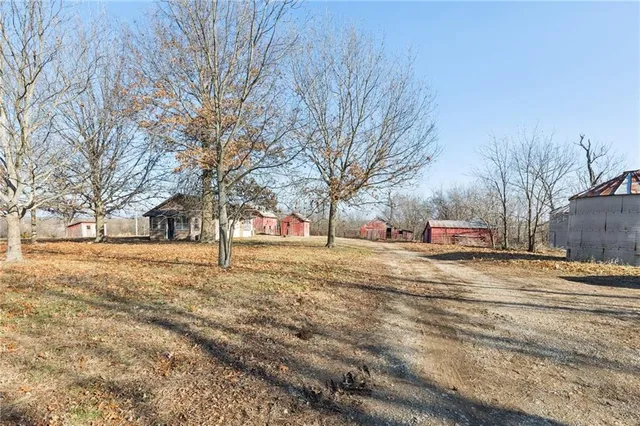 $550,000 | 4033 West 367th Street, Louisburg, KS 66053