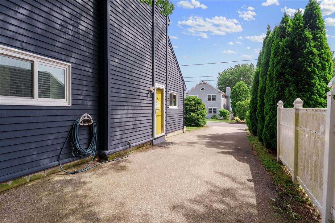 24 Lake Road Narragansett, RI 02882 - Photo 40 of 49