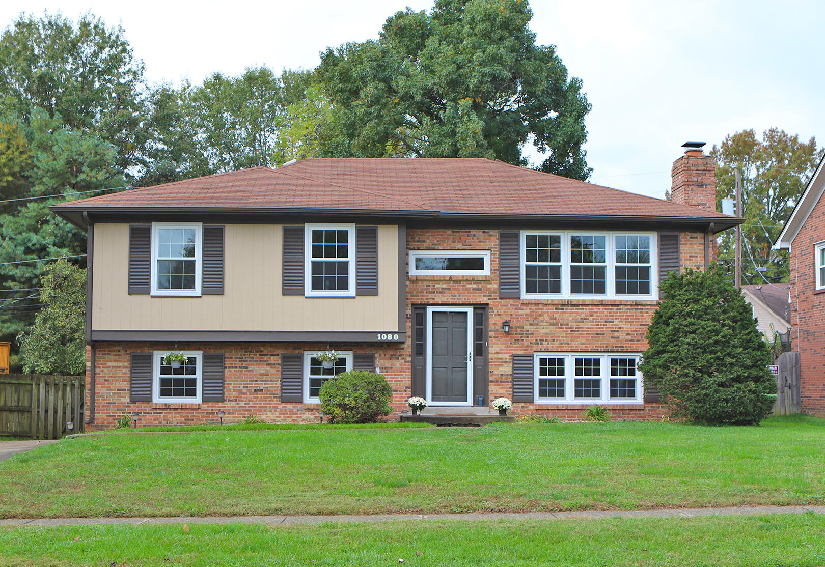 1080 Spring Run Road Lexington, KY 40514 - Photo 1 of 38 1