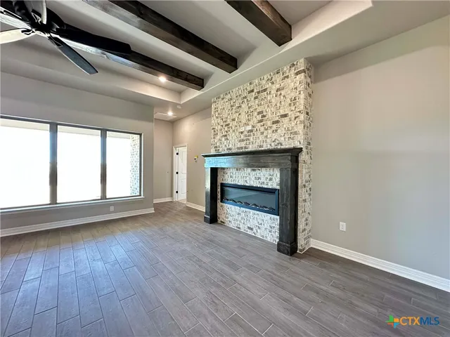 $549,000 | 302 Lee Mays Boulevard, Troy, TX 76579