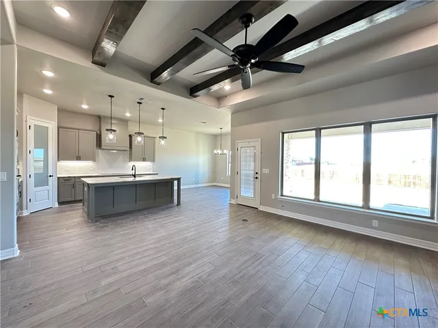 $549,000 | 302 Lee Mays Boulevard, Troy, TX 76579