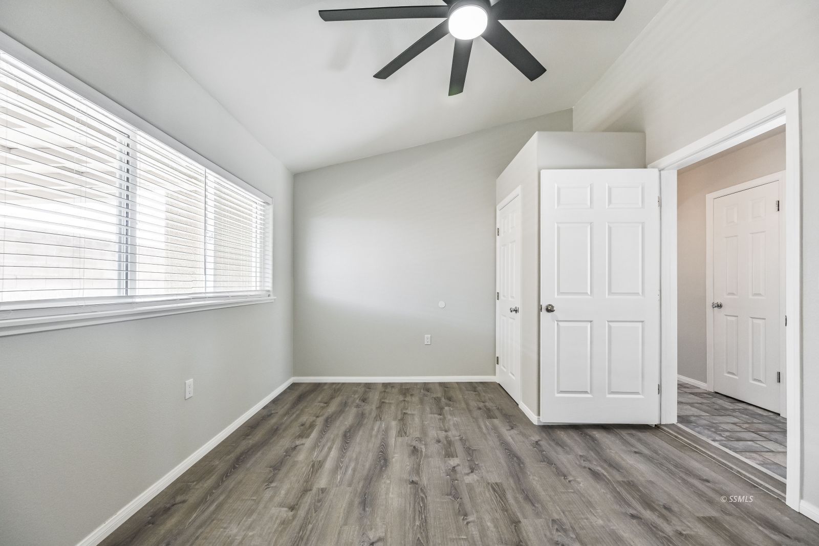 2112 Camino El Canon Ridgecrest, CA 93555 - Photo 13 of 21