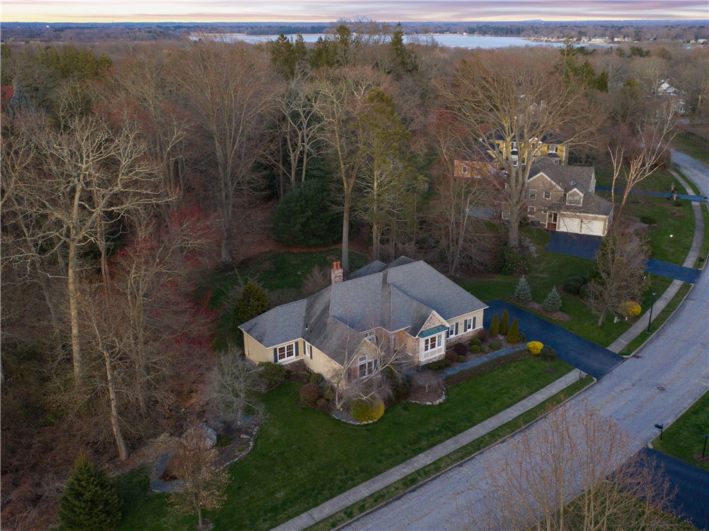 15 Great Road Barrington, RI 02806 - Photo 4 of 31 Gallery Image 4