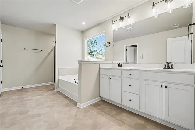 $3,200 | 377 Waterbluff Drive Southwest, Mableton, GA 30126